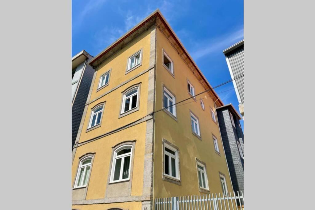 Santo Antonio Cozy Apartment Porto Luaran gambar